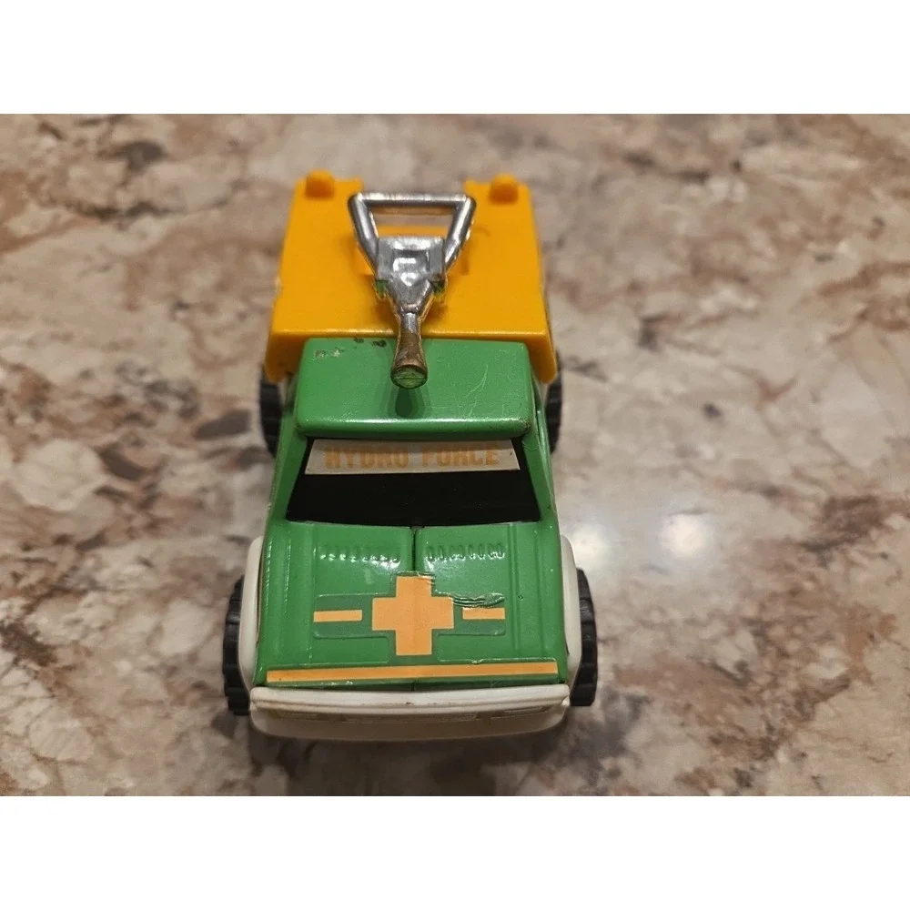 2 Vintage 1980's Buddy L Corp Plastic Toy Truck Vehicle Plastic 3.5 And 4